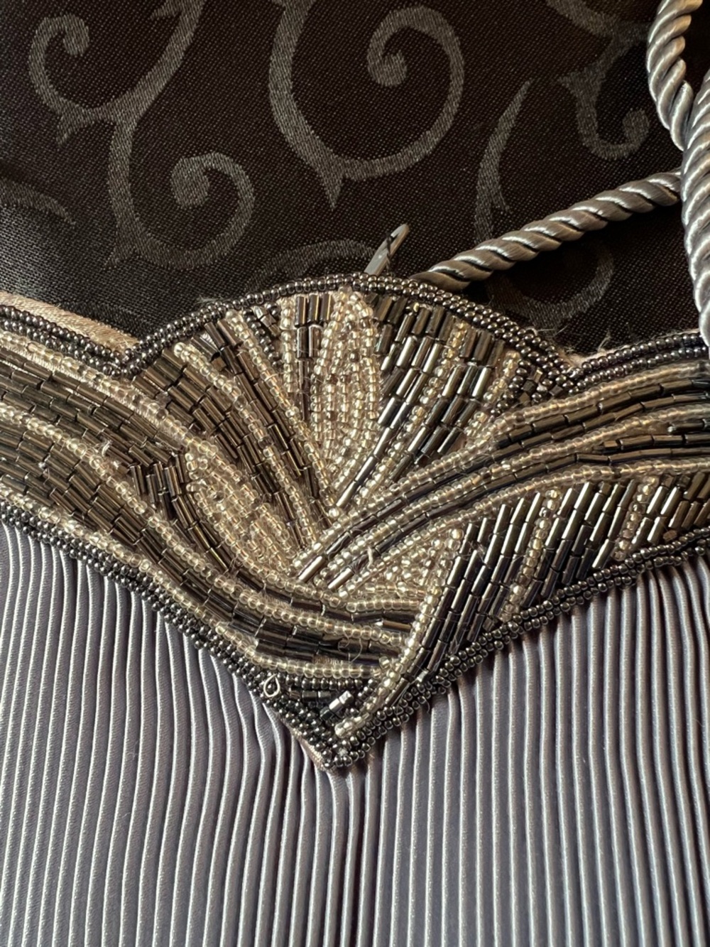 Vintage Pleated silky Elegant Silver Beaded Crossbody Bag - Picture 6 of 7